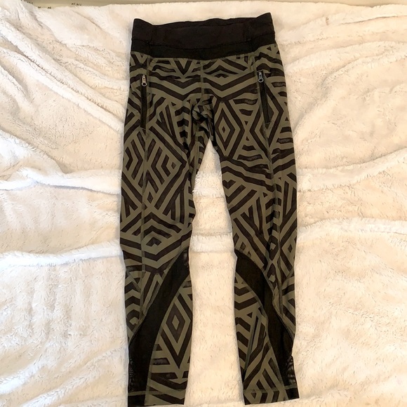 Lululemon Inspire Tight II Full On Luxtreme tights Chevron Shuffle size 6 - Picture 1 of 6